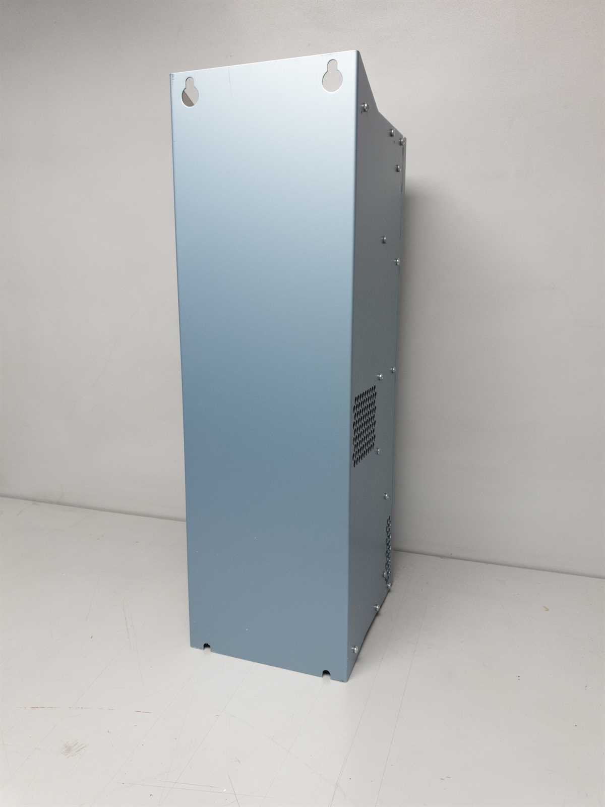 Preview: Frequenzumrichter 3-phasig, 2,2 KW Lenze 8200 vector