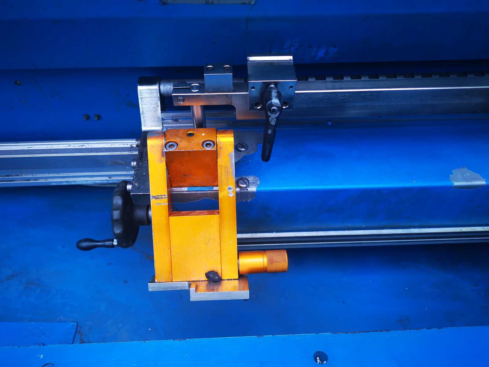 Preview: Schleifmaschine Iseli GS1 für Gatter Sägebänder Naßschleifmaschine gebraucht