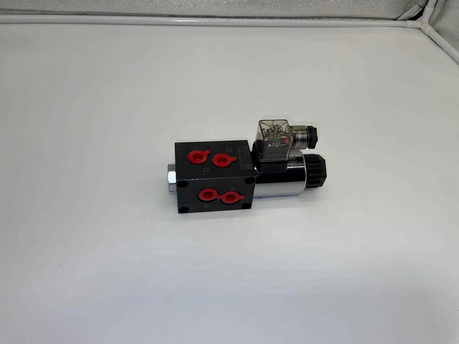 Preview: Hydraulikventil Wechselweiche NG4 flanschbar 6/2 Wege 230 VAC 20L/min