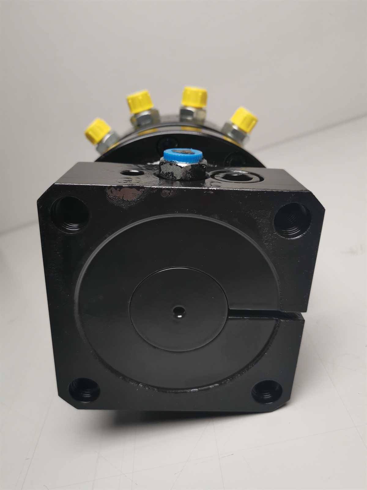 Preview: Rotator 3 Tonnen Formiko FHR3FF 3t Doppelflansch Festanbau Sortiergreifer Steingreifer