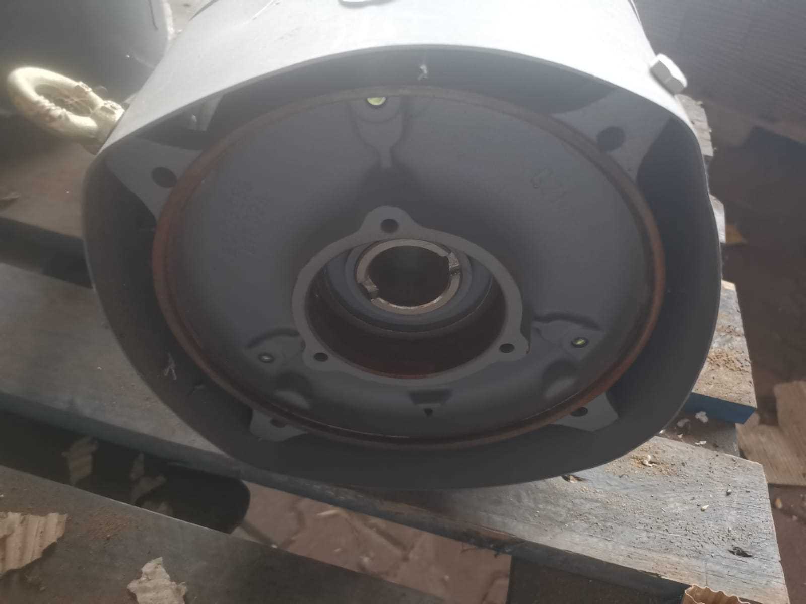 Elektromagnet-Zweiflächen-Federdruckbremse Baugröße BZFM16 für Elektromotor Baugröße 132 S/132 M