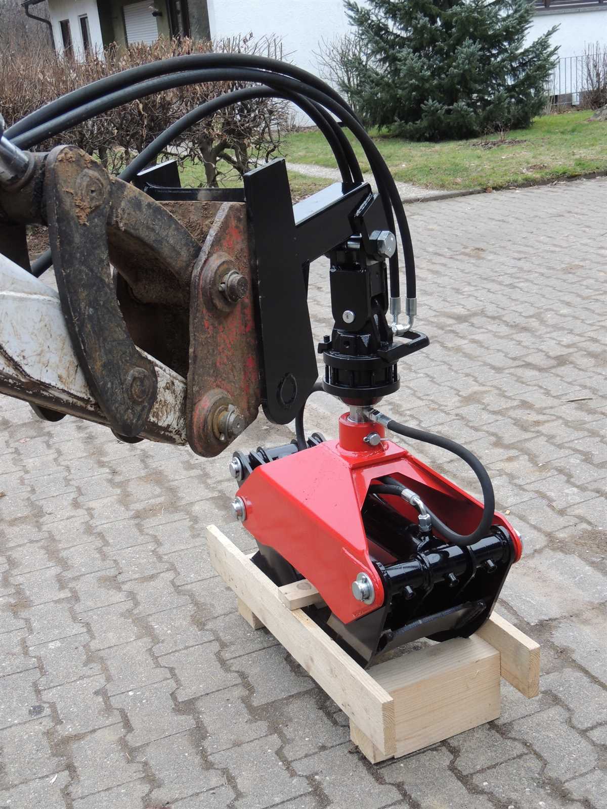 MS 08 Schnellwechsler Anbaubock Pendelgelenk Holzgreifer HG 32 6 t Rotator mit Flansch