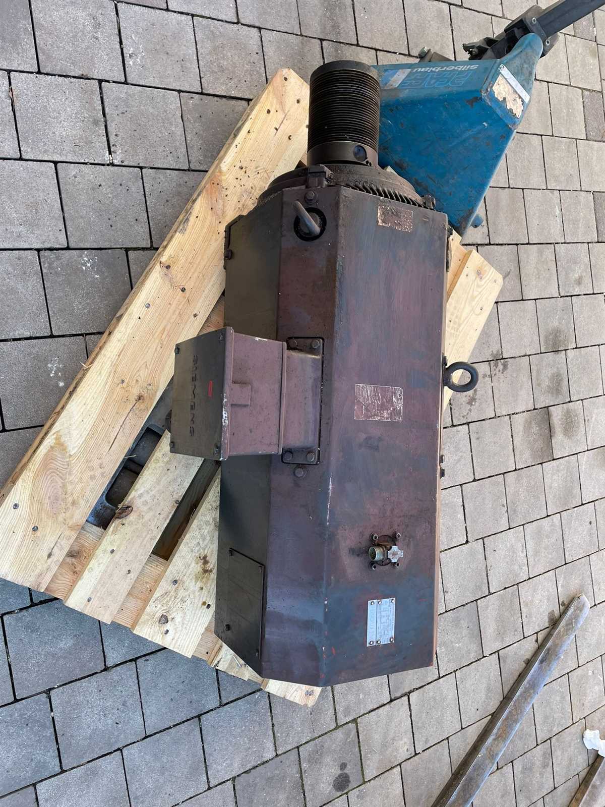 Siemens Drehstrommotor 1PH6 186-4NB90-Z 27kW